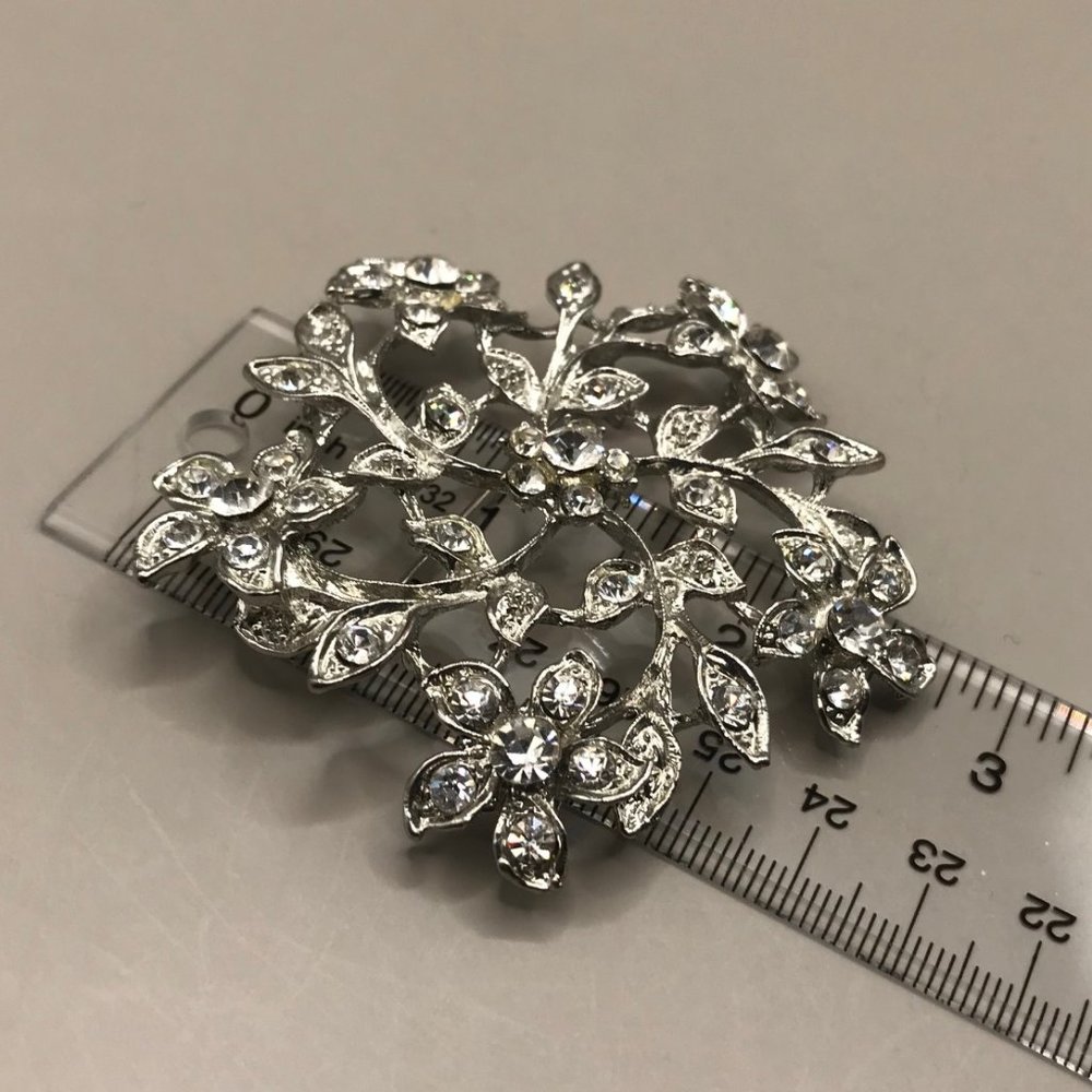 Large Silver-Tone Pinwheel Floral & Rhinestone Brooch - Picture 5 of 5
